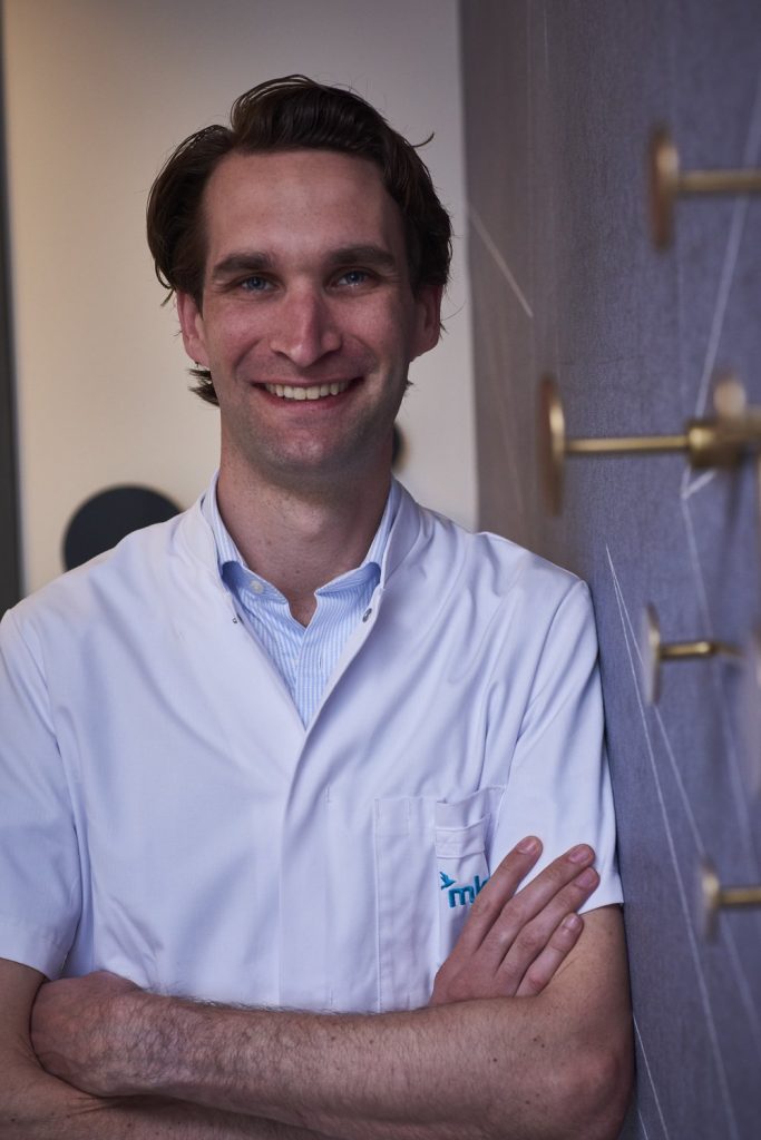 Dr. Aernout Zuiderbaan